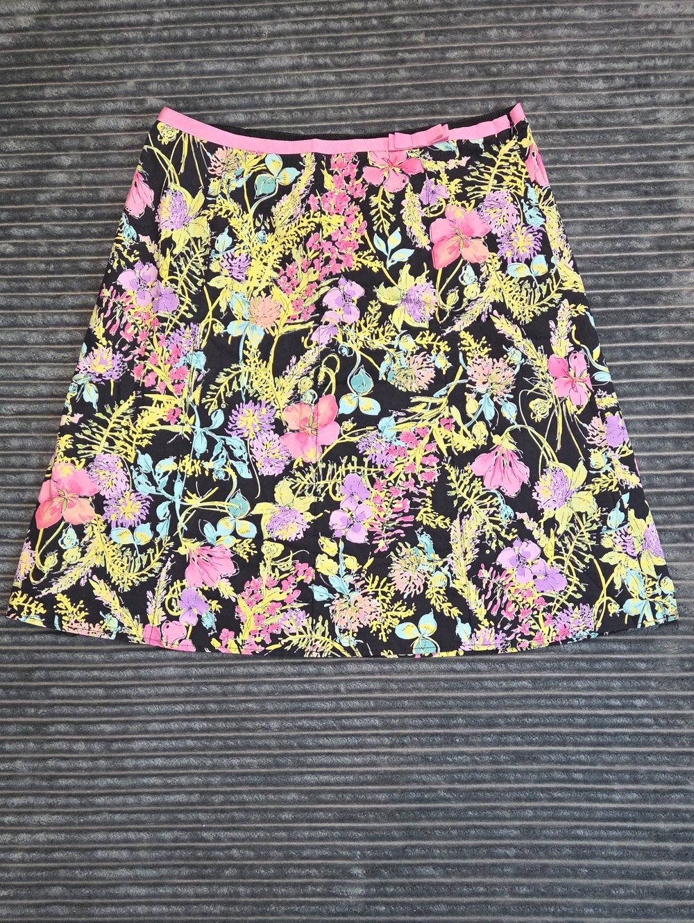 Vtg Rafaella Black A-Line Skirt with Pink, Yellow and Blue Floral Print